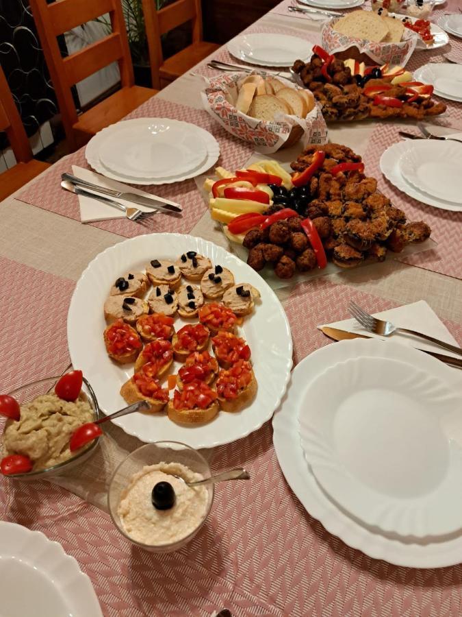 Hanul Doftana Trăisteni エクステリア 写真